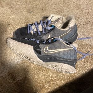 Nike Kylie Basketball Shoes